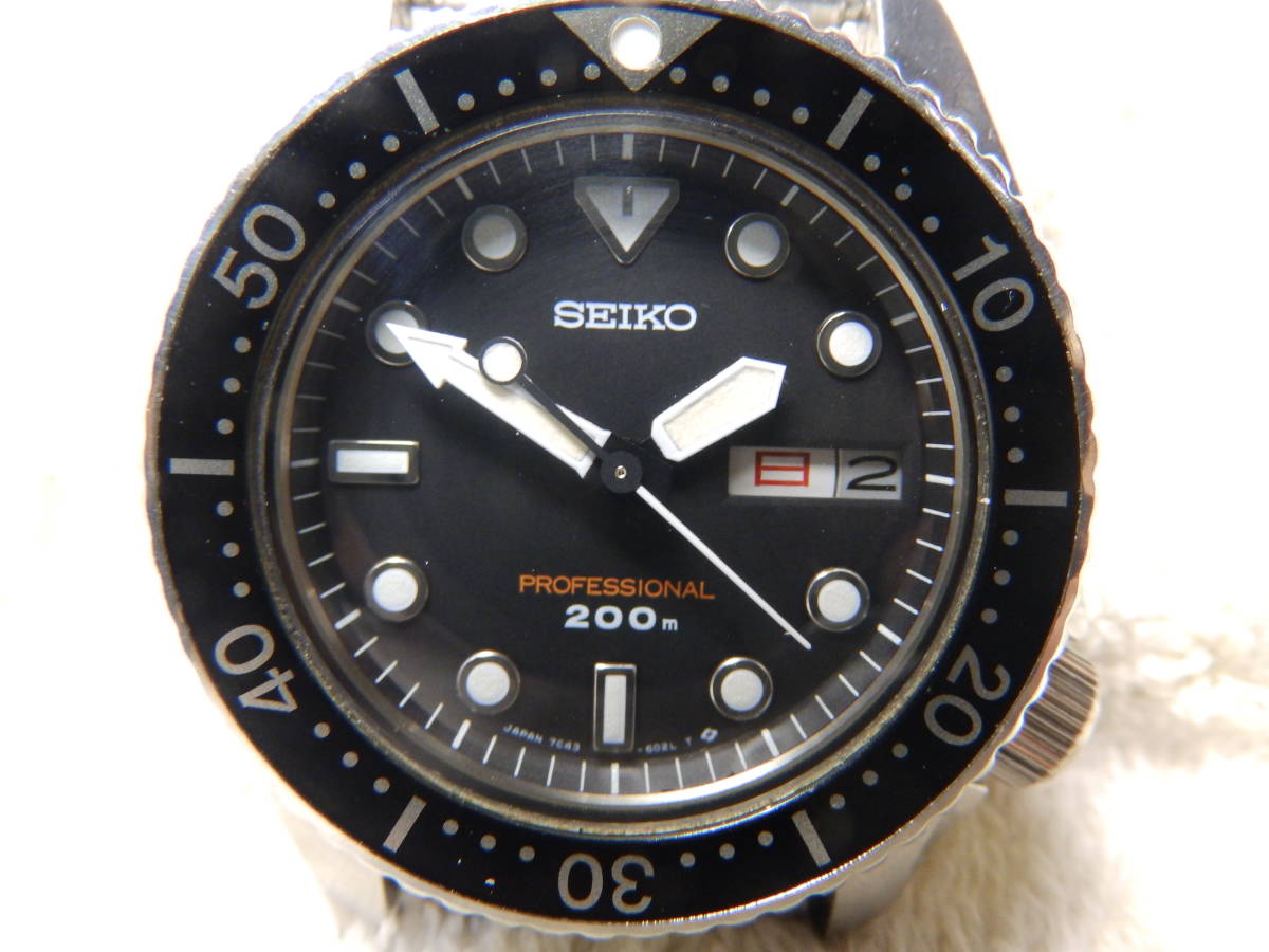 電池交換済み・SEIKO QUARTZ 200m 7C43-6010 クォーツ男性用腕時計