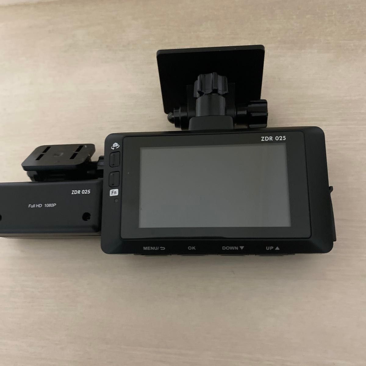 COMTECドライブレコーダー ZDR025 【中古】 COMTEC コムテック 前後2カメラ ドライブレコーダー ZDR025