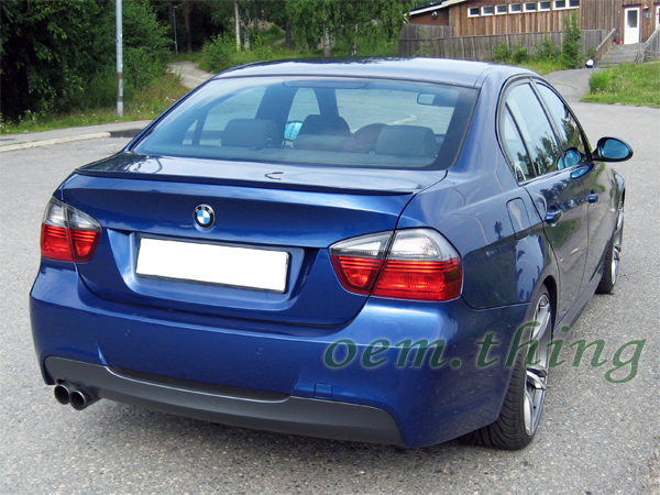 BMW E90 M3タイプ セダン トランクスポイラー塗装色付_画像6