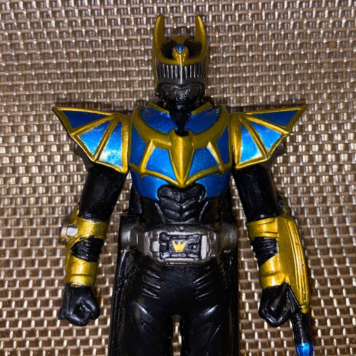 仮面ライダー フィギュア 龍騎、アギト、クウガ 仮面ライダー龍騎サバイブ 美品 半透明レア品 10センチ