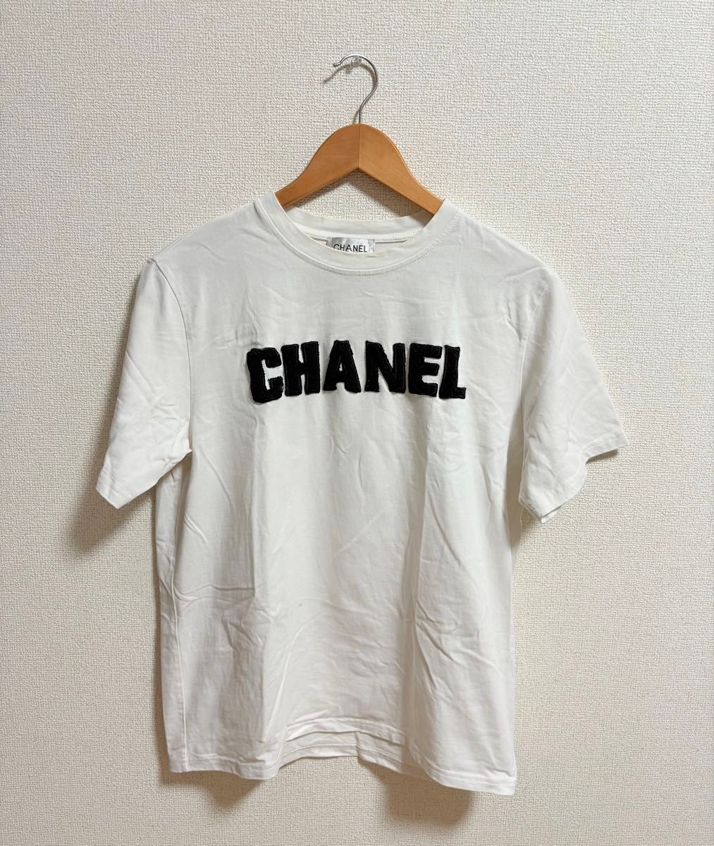 グリッターがエレガントに輝く♪【CHANEL】半袖Tシャツ CCマーク CHANEL Tシャツ ホワイト ロゴ|Yahoo!フリマ(旧PayPayフリマ)