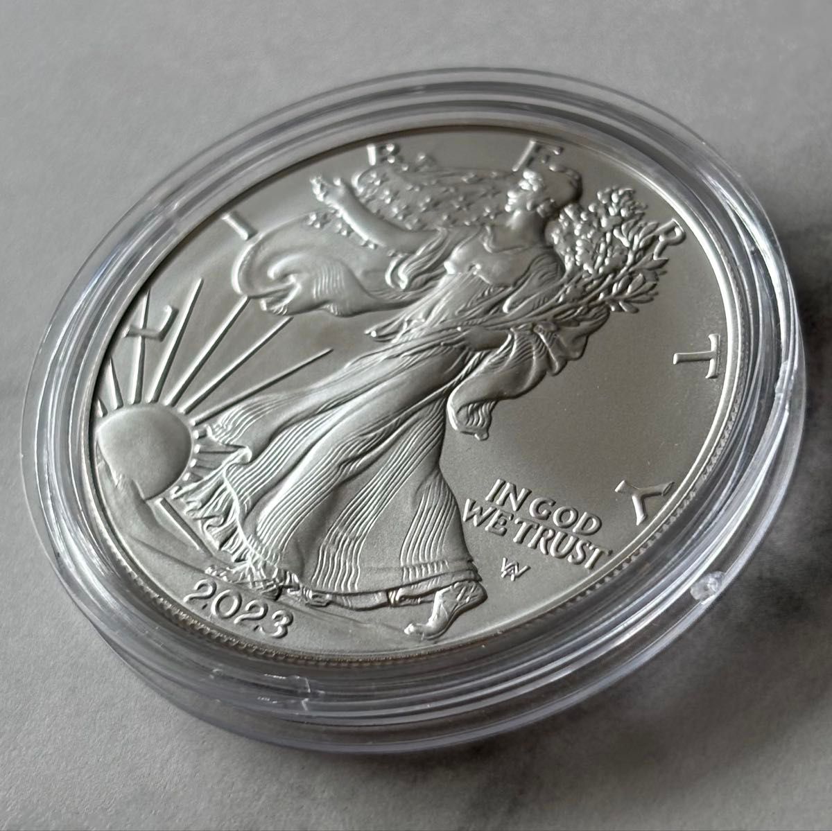 2023年 ゴールデンイーグル銀貨 1オンス 1枚 イーグル 純銀 1オンス】2023年 アメリカ合衆国 1ドル銀貨