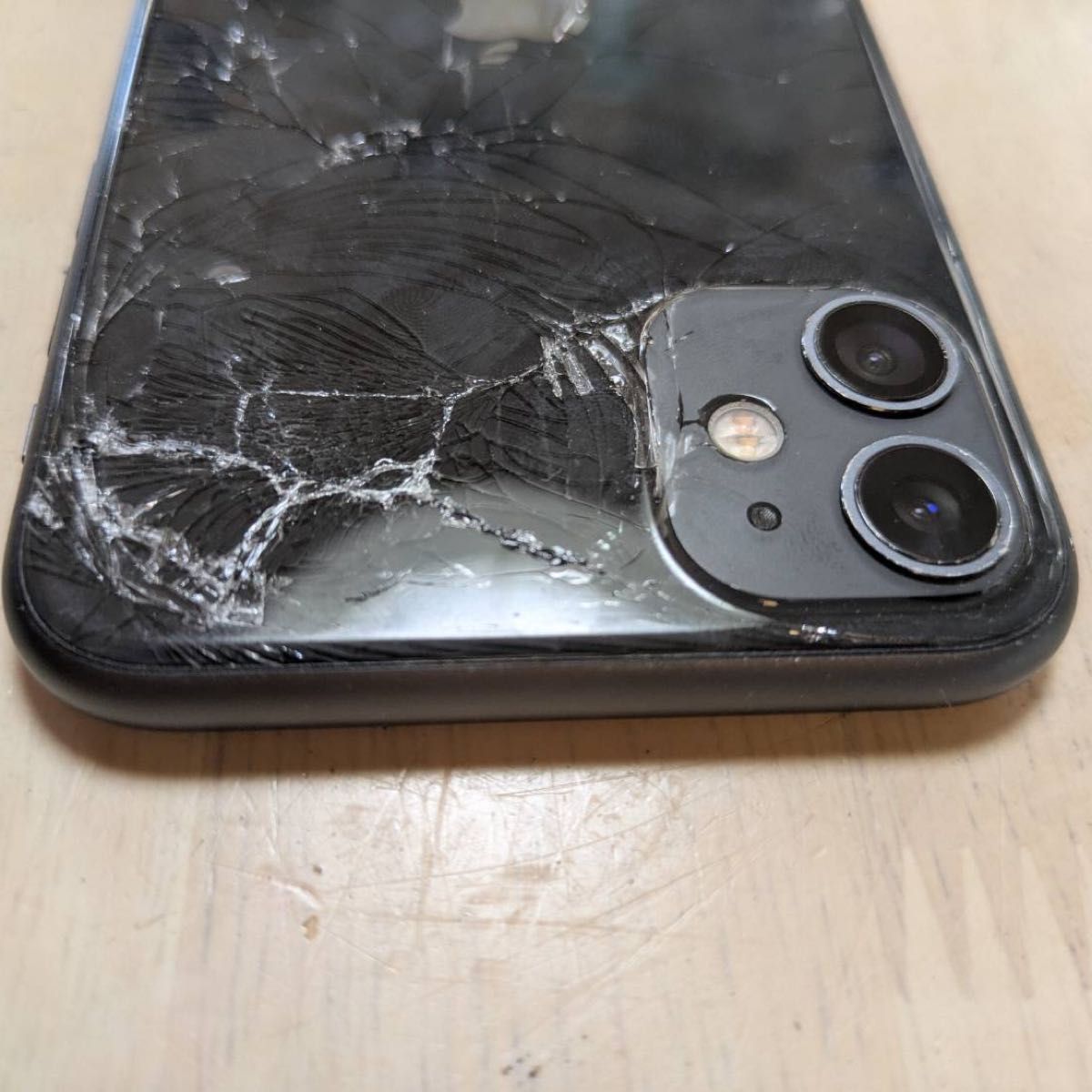 iPhone 11 ブラック 本体 画面傷あり iPhone11 傷あり 本体のみ|Yahoo!フリマ(旧PayPayフリマ)