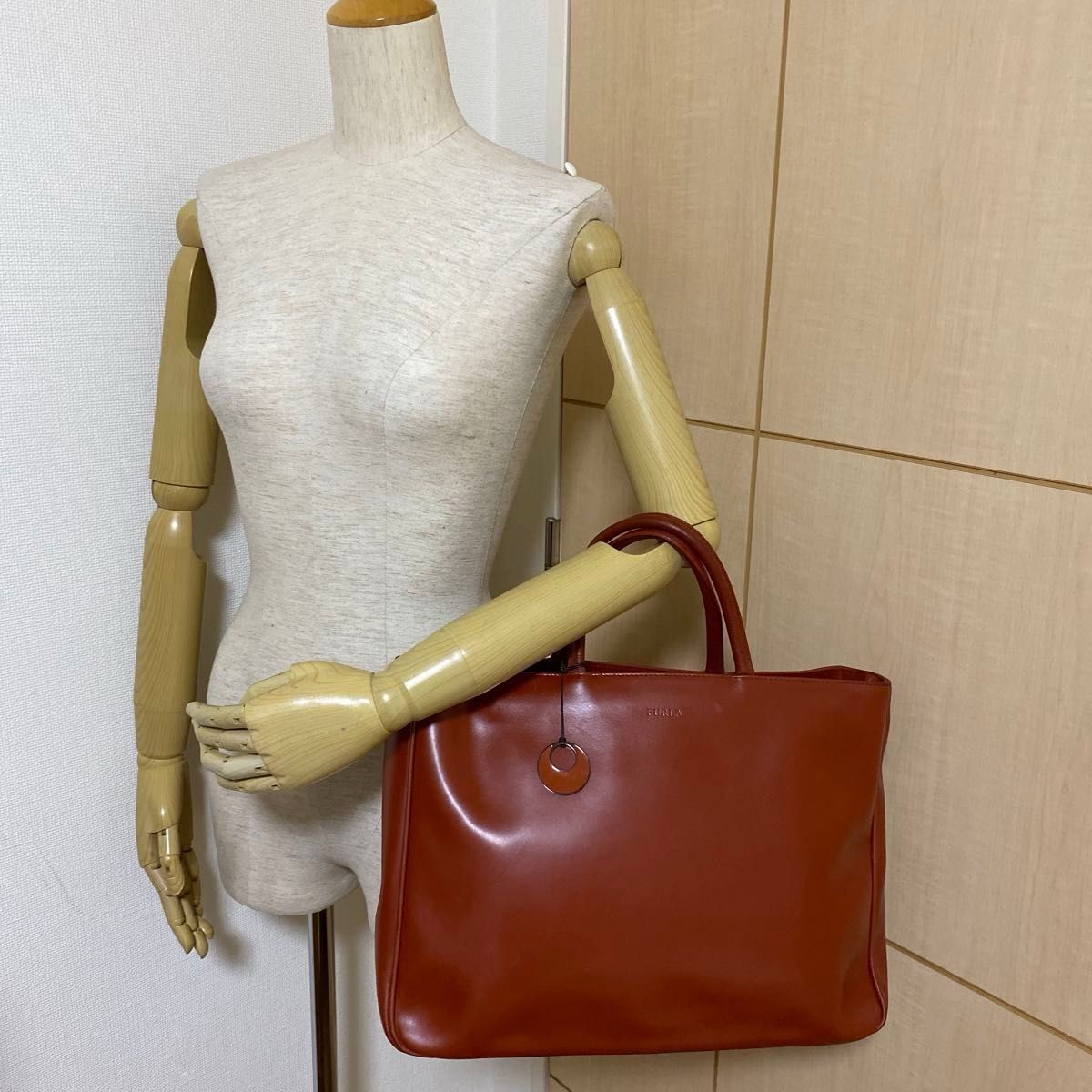 極美品 A4収納 フルラ トートバッグ ビジネス レザー 茶 ブラウン FURLA ブラウン 本革 トート バッグ ショルダーバッグ