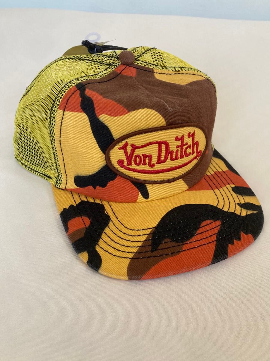 【Von Dutch】 ボンダッチ CamoAdjustable ユニセックスキャップ 未使用保管品】 Von Dutch ボンダッチ キャップ 帽子 迷彩 黄色