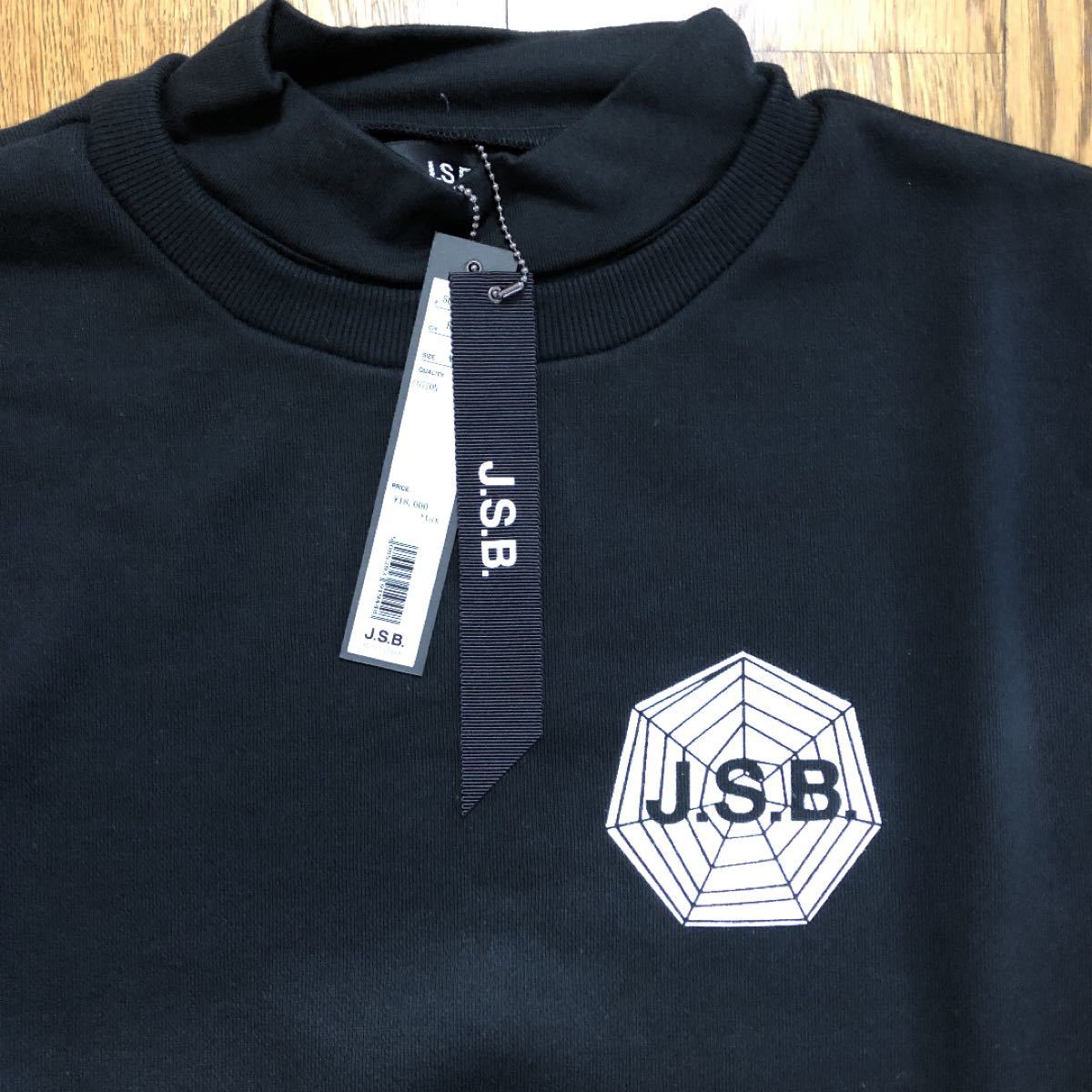 定価19800円 新品未使用 三代目J.S.Bブランド トレーナー M 定価19800円 新品未使用 バックプリントがかっこいい三代目J S B