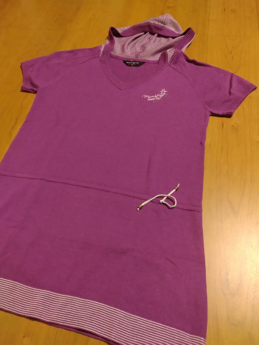 本日お値下げ新品未使用タグ付きマンシング超軽量パーカーM Munsingwear マンシングウェア紫色 フード付きワンピース サイズ