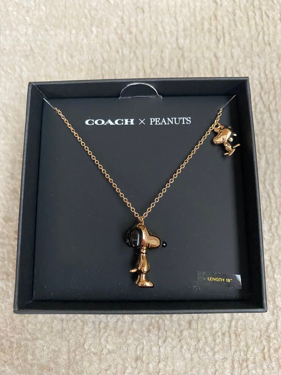 COACH x PEANUTS 国内買付 スヌーピー & ウッドストック Pendant COACH X PEANUTS】スヌーピー アンド ウッドストックペンダント