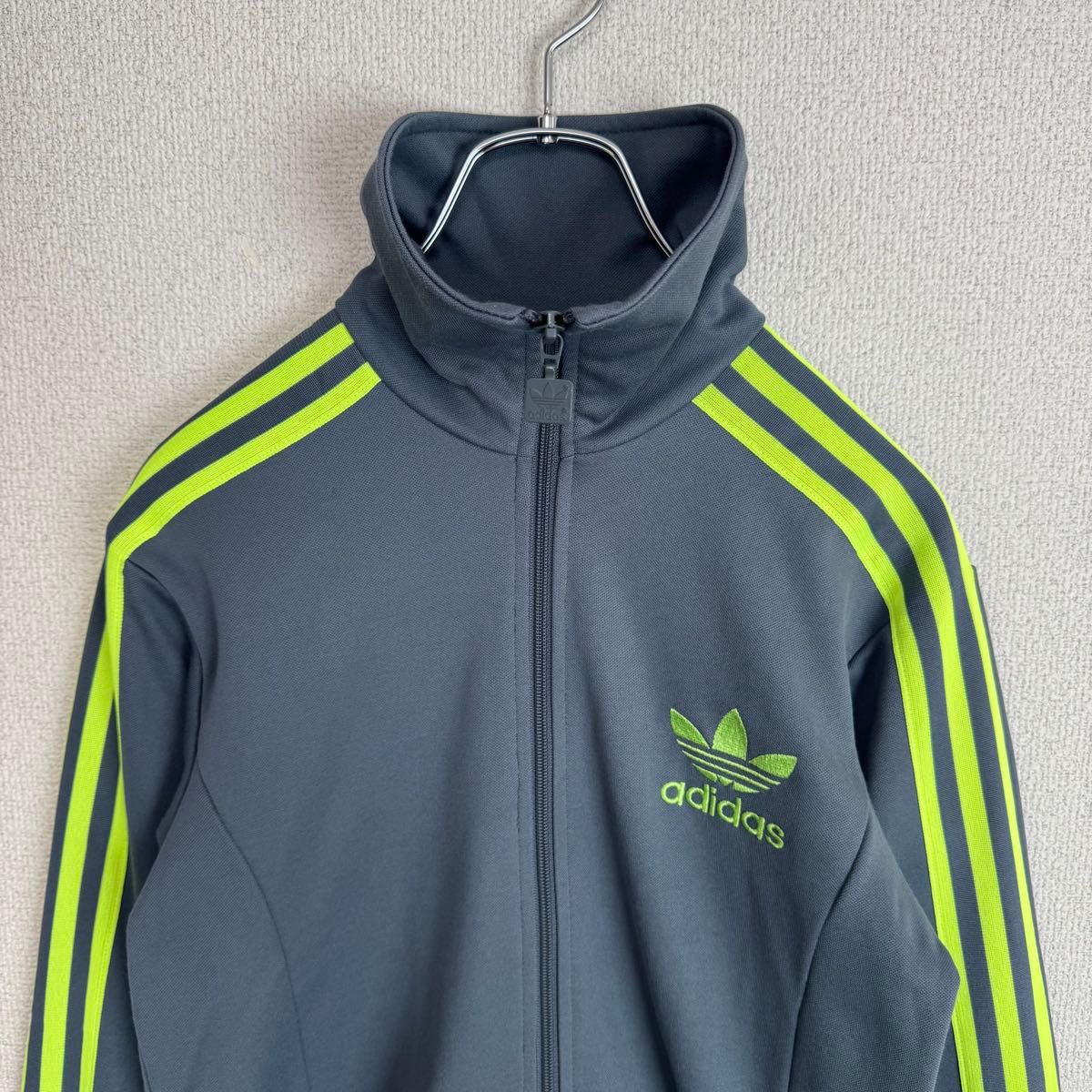 adidas アディダス ジャージ サイズL グレー、グリーン トレフォイル adidas アディダス トラックジャケット ジャージ ベッケン