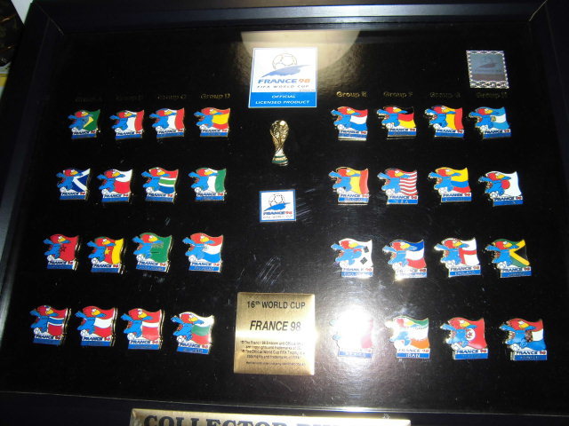【送料無料】ピンズ collector pin set 16th ワールドカップFrance98 /27_画像1