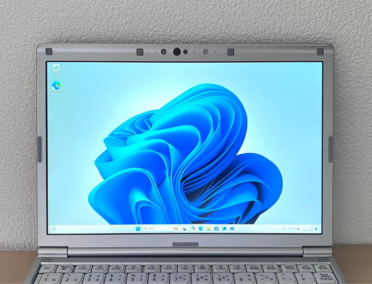 レッツノートSV8 / 256GB/8GB/OFFICE2021 バッテリー良好 Panasonic レッツノート CF-SV8 8GB /Core i5/office2021付き
