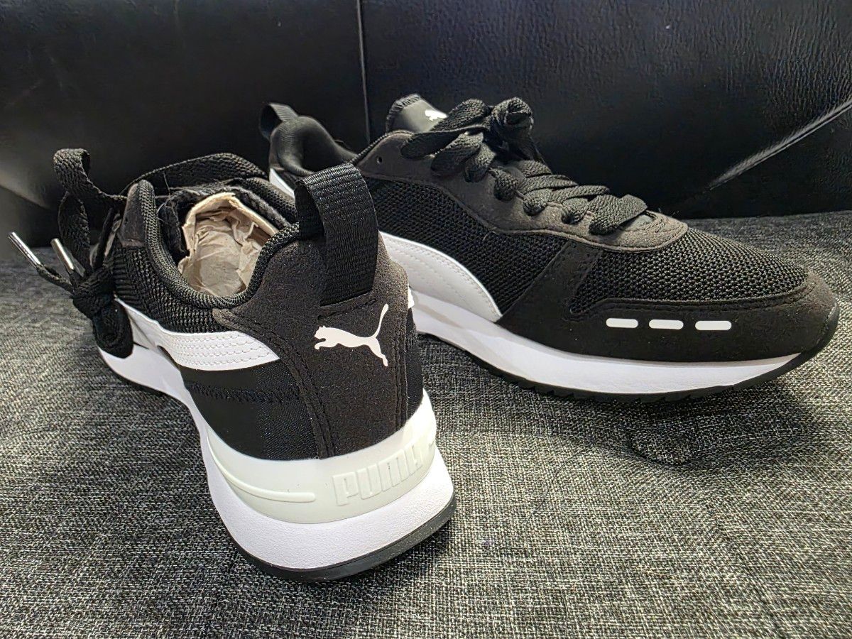Puma ブラック/ホワイト スニーカー PUMA スニーカー ブラック ホワイト|Yahoo!フリマ(旧PayPay