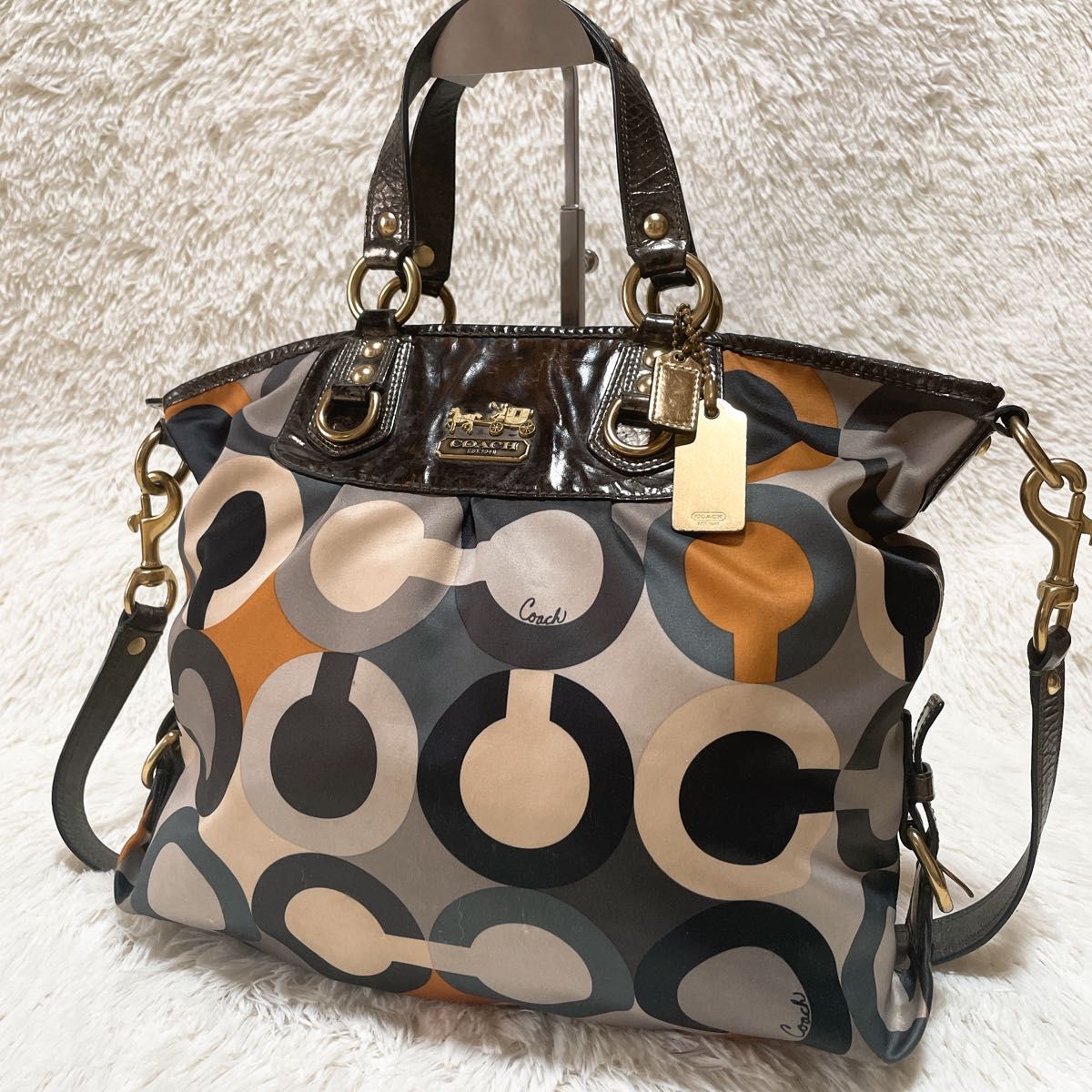 【未使用品】COACH コーチ オプアート 総柄 2way ショルダーバッグ袋付 2way COACH コーチ マディソン オプアート ショルダーバッグ