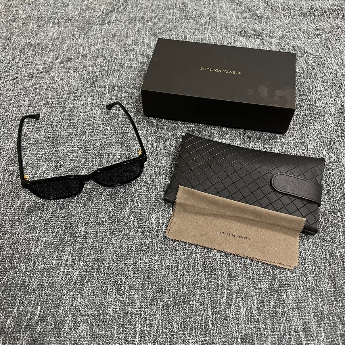 Bottega Veneta ブラックサングラス ケース付き Bottega Veneta サングラス ブラック|Yahoo!フリマ(旧PayPay