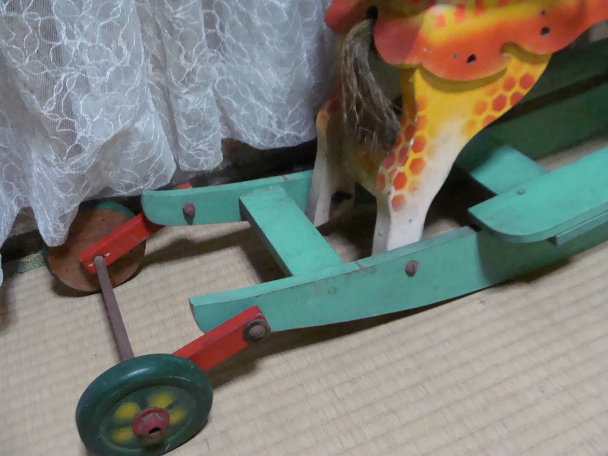 [ wooden horse ] toy locking hose handcart Showa Retro old toy Showa era the first period old tool .. city bro can to Vintage display 