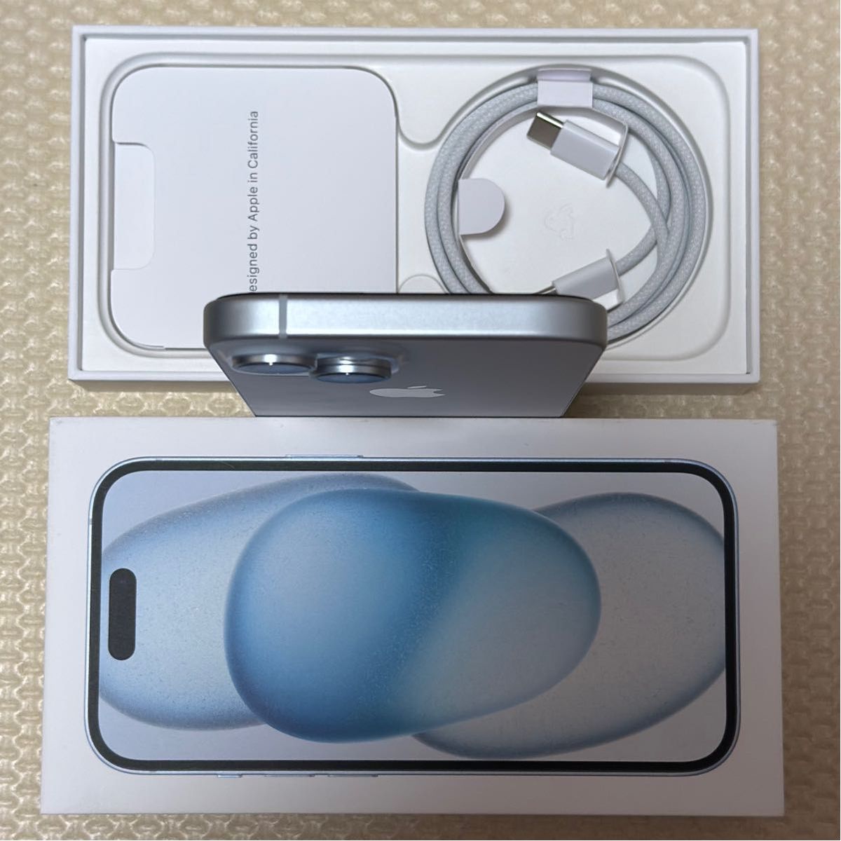 充放電4回新品に近い iPhone15Plus 128GB SIMフリー 本体 充放電4回 未使用に近い iPhone15 128GB SIMフリー 本体 ブルー