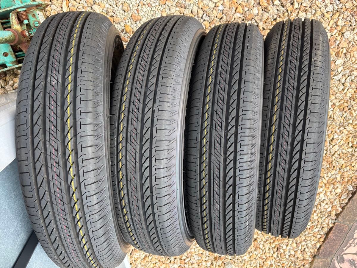 ジムニー タイヤ ブリヂストン 4本セット 175/80R16 新車外し ジムニー JB64W 新車外し タイヤ4本 175/80R16 新車外し ①