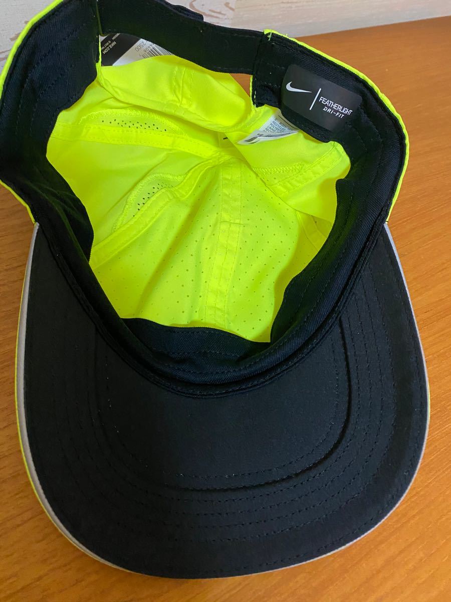 新品 NIKE ナイキ フェザーライト キャップ ランニングキャップ 新品 NIKE ナイキ フェザーライト キャップ ランニングキャップ