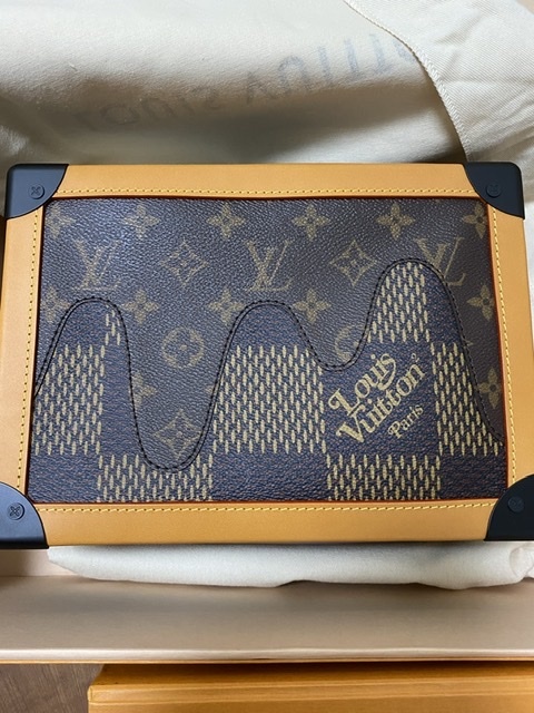 未使用 国内正規品 ルイヴィトン NIGO LOUIS VUITTON ソフトトランク N40381 LVスクエアードコレクション　ショルダー バッグ_画像2