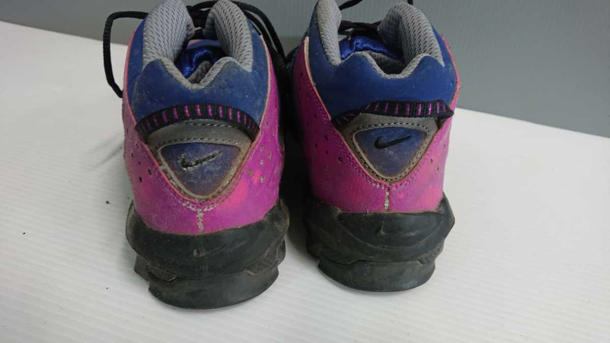 ナイキ NIKE ACG トレッキングシューズ ゴアテックス 登山 25.5cm