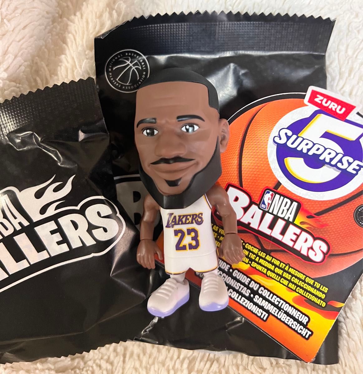 U*y様 NBA Ballersレブロン・ジェームズ LeBron James NBA Ballers series1レブロン ジェームズ フィギュア|Yahoo
