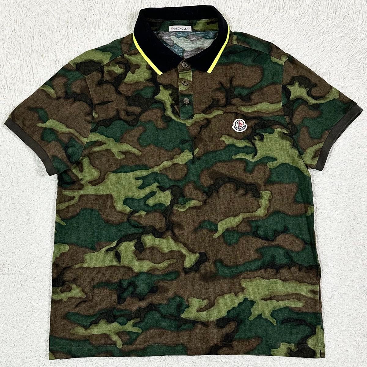 極美品 MONCLER マグリア ポロシャツ シグネチャー 総ロゴ刺繍 黒 S MONCLER モンクレール MAGLIA マグリア 半袖 ポロシャツ ワン