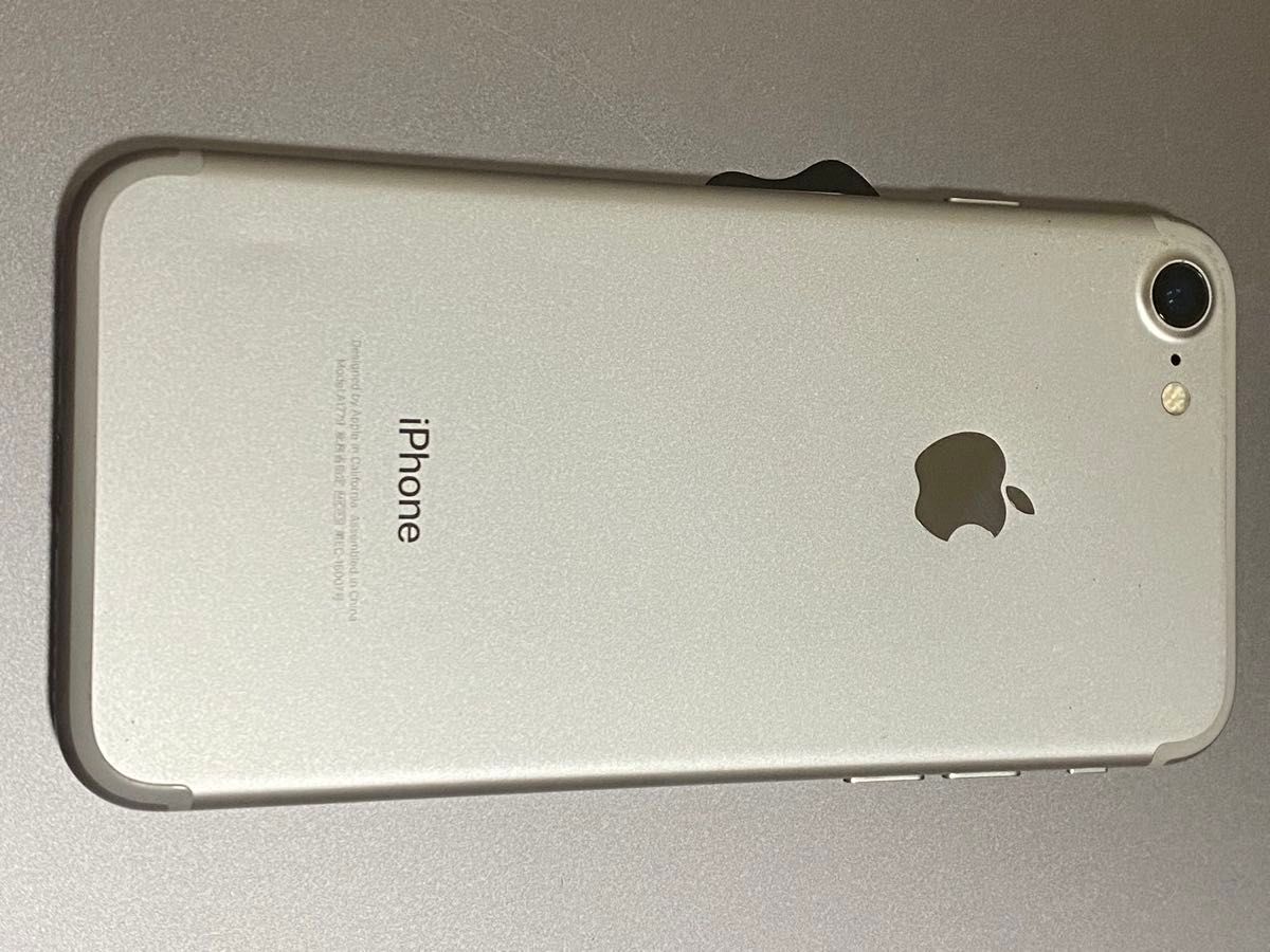 iphone7 32GB シルバー 本体のみ 2台 iPhone7 32GB シルバー SIMロック解除済み 本体のみ 電池残
