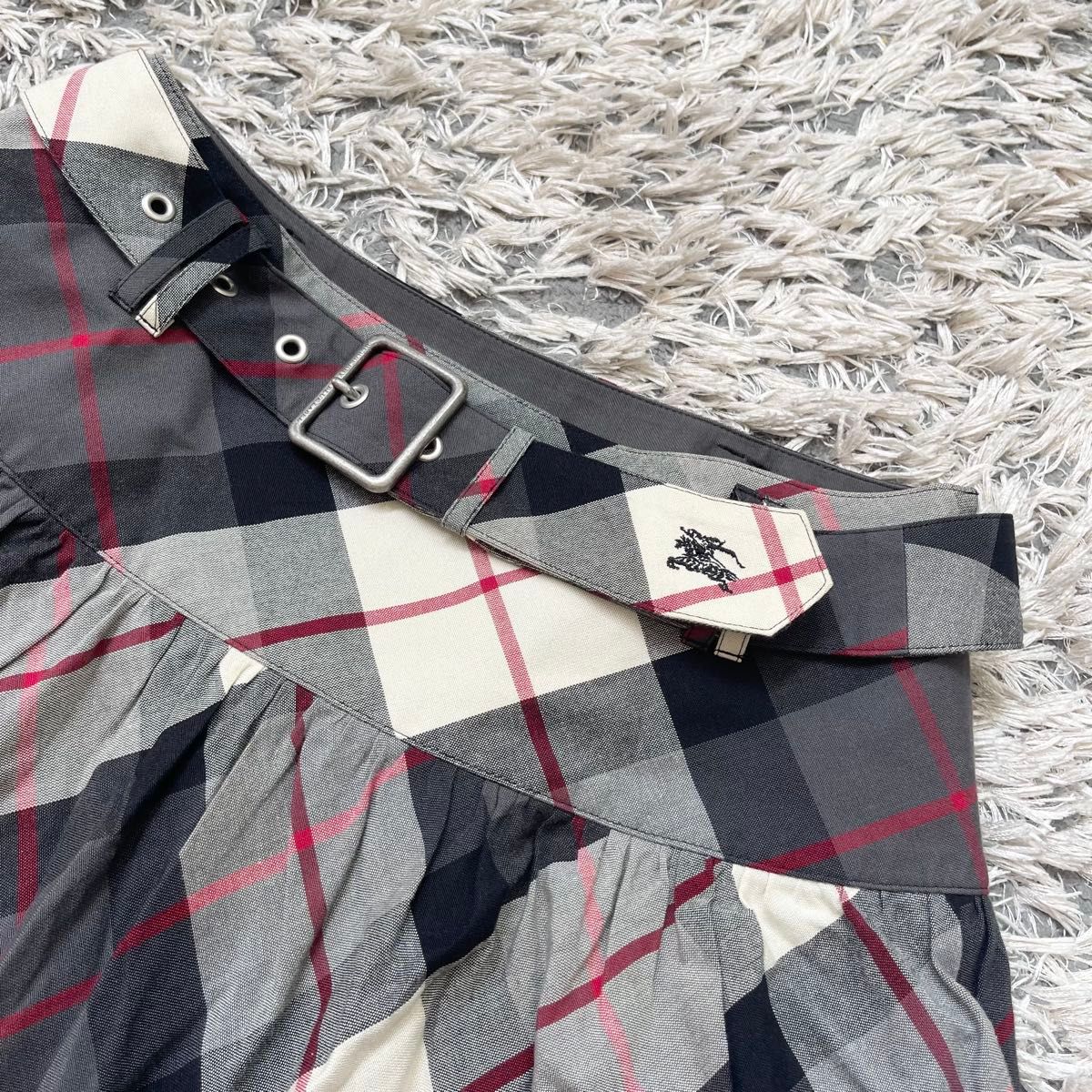 【美品】BURBERRY BLUE LABEL チェック柄プリーツスカート 38 美品】BURBERRY BLUE LABEL チェック柄フレアスカート 38 ミニ丈