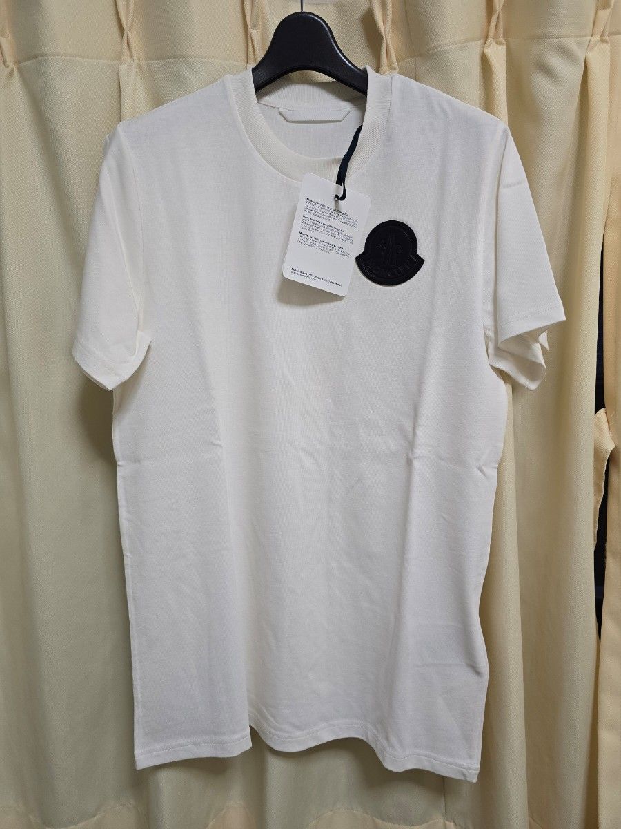 MONCLER*洗練された最上級の逸品*ホワイト ロゴ パッチ T シャツ MONCLER モンクレール ロゴワッペン Tシャツ ホワイト 未使用