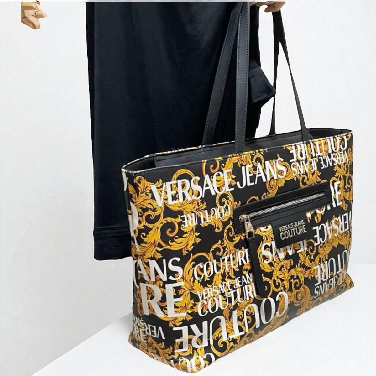 【関税込】◆VERSACE JEANS COUTURE◆ロゴ トートバッグ 美品 Versace Jeans Couture ロゴ トートバッグ 大容量 レザー