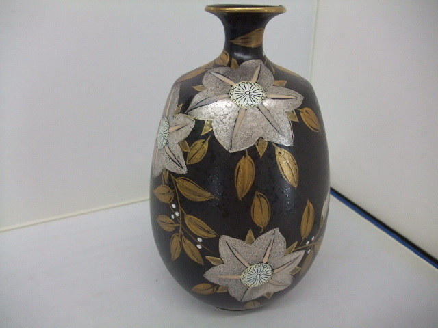 九谷焼 鉄線 花入 花瓶 長花入 長花瓶 豪華な絵柄です。ちょっと難あり