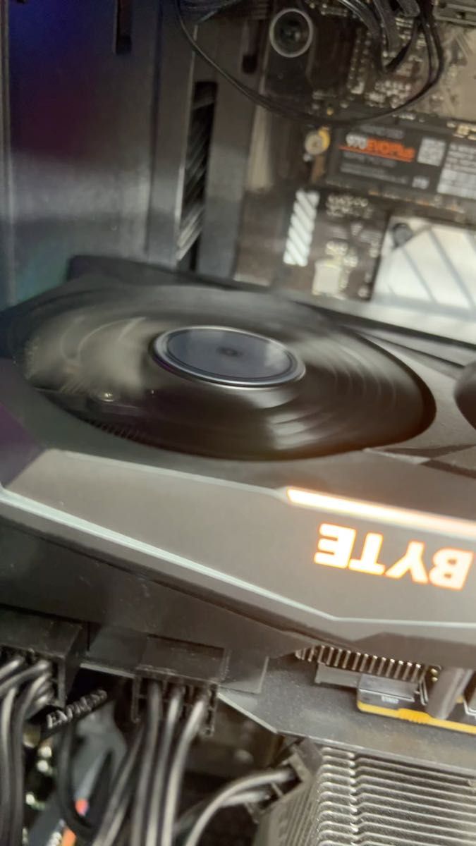 Gigabyte GeForce RTX 3070 ゲーミング OC 8G グラフィックカード