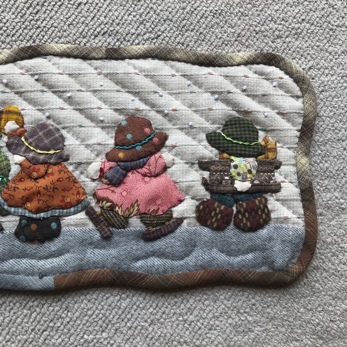 スーちゃんのハンドメイドのタペストリー 手作り キルト パッチ