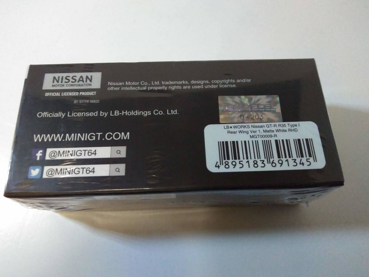 ＜新品・未開封＞ MINI GT　LB★WORKS 日産 GT-R（R35)　Matte White　右ハンドル　1/64サイズ_画像6