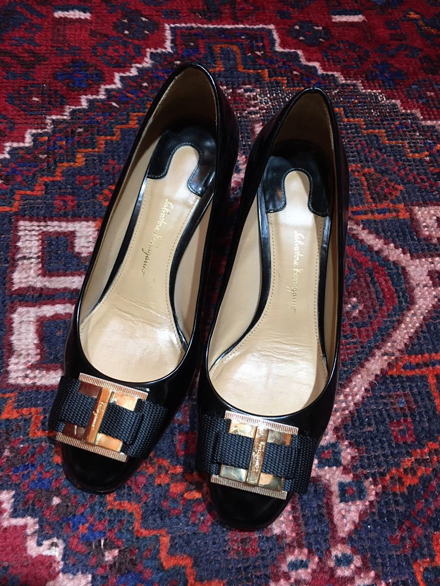 Salvatore Ferragamo PRATO LEATHER HEEL PUMPS MADE IN ITALY/サルヴァトーレフェラガモレザーヒールパンプス