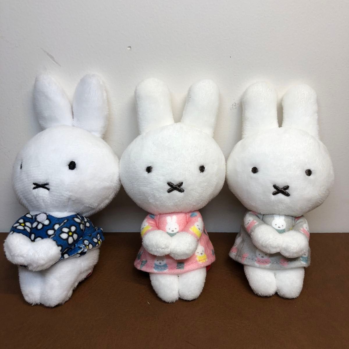 ★新品タグ付き ミッフィー ちょっこりさん オータムカラー 3個セット★ miffy ミッフィー ちょっこりさん 3個セット ぬいぐるみ