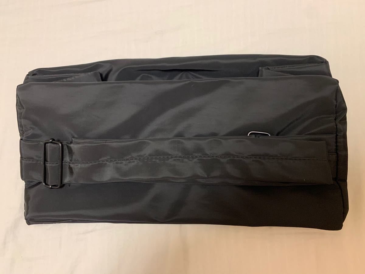 Mサイズ　旅行用バッグ　メッセンジャーバッグ　スポーツバッグ