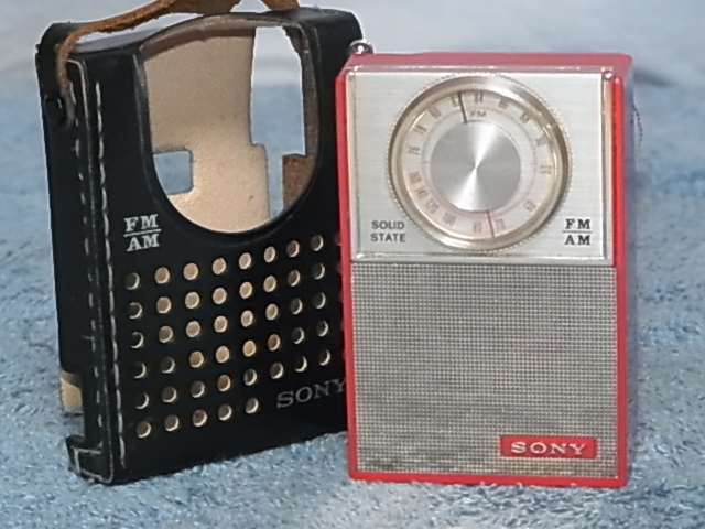 美品】 】 【2F-23 SONY AM/FM 管理20080321 トランジスタラジオです