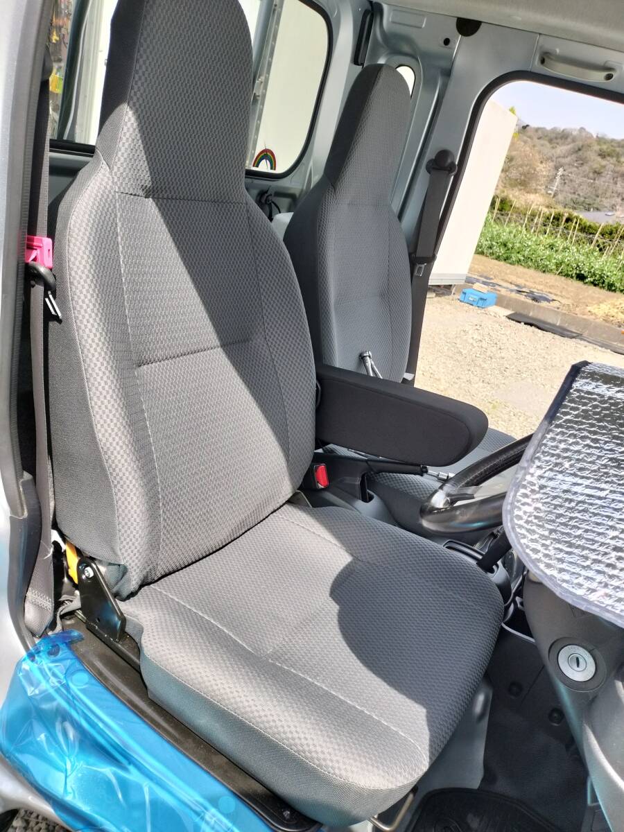 ハイゼットジャンボ(S500P,S510P)用アームレスト取付ブラケット_画像2