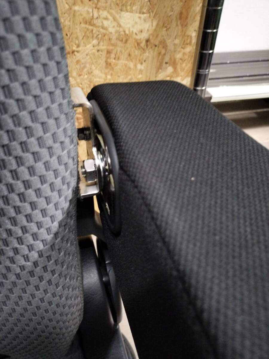 ハイゼットジャンボ(S500P,S510P)用アームレスト取付ブラケット_画像7