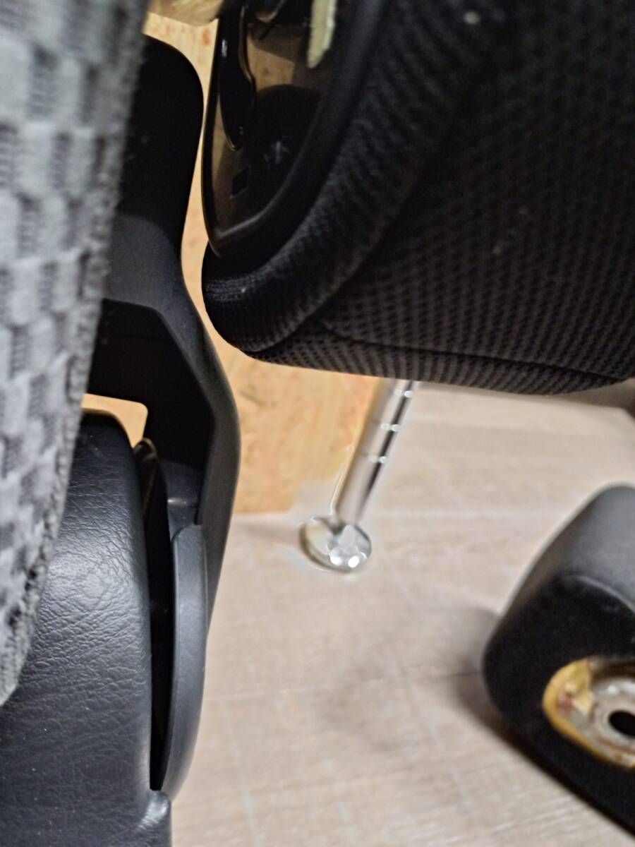 ハイゼットジャンボ(S500P,S510P)用アームレスト取付ブラケット_画像8