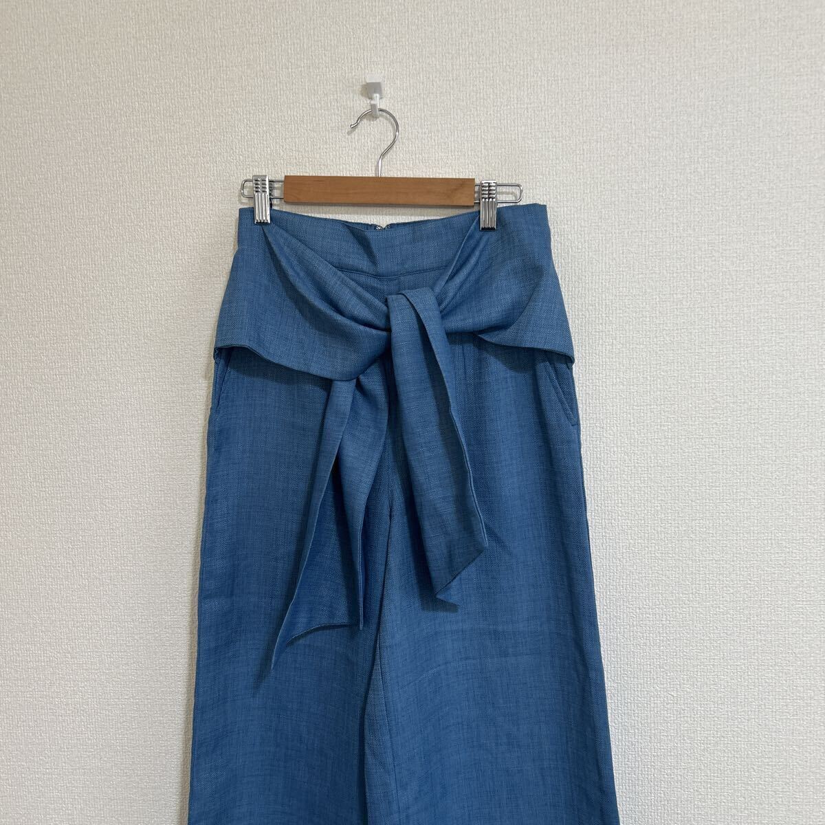 【大人リゾートスタイル】 新品 未使用 limitless リミットレスラグジュアリー セットアップ ブラトップ リボン ワイドパンツ ブルー 36 S_画像3