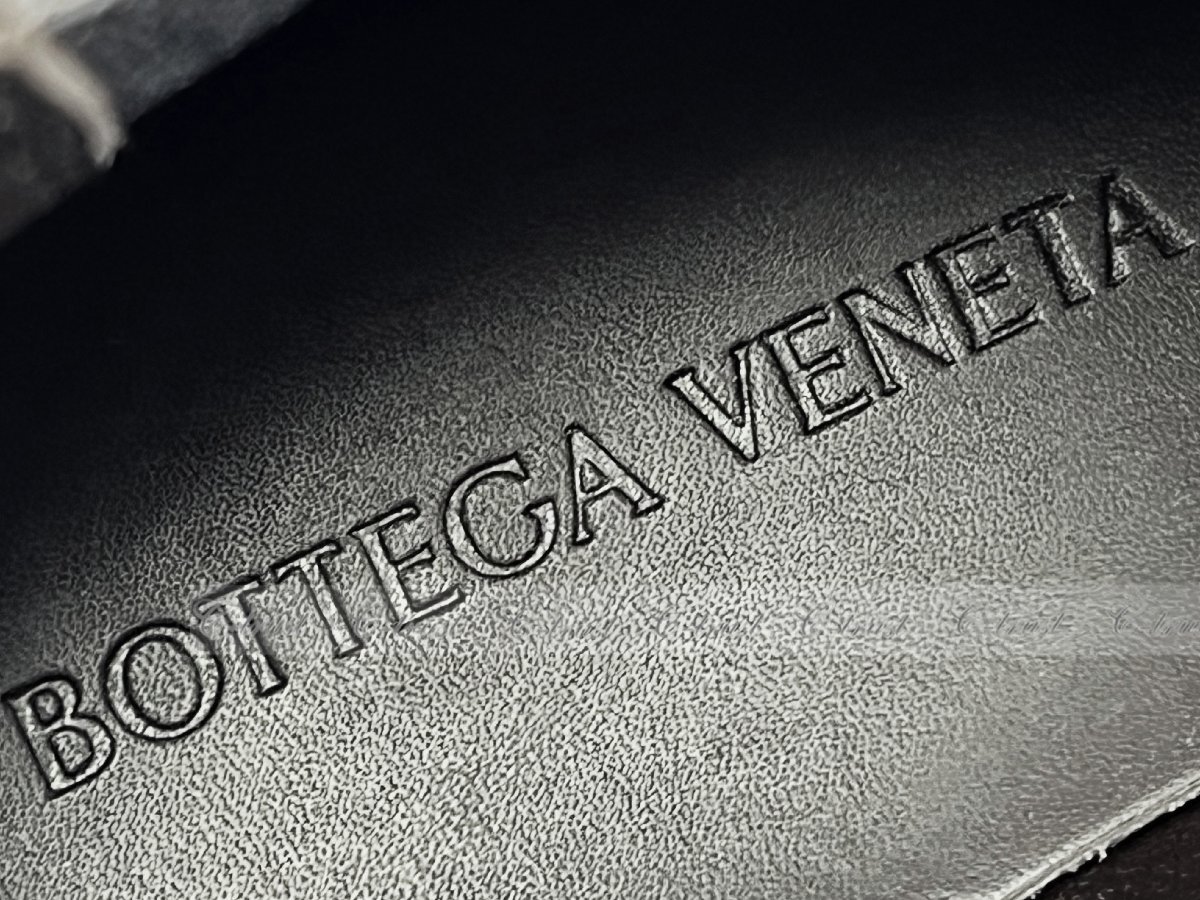 L466-41.. BOTTEGA VENETA ボッテガ ヴェネタ ハイカット ブーツ LUG BOOTS シューズ チェルシー イタリア制 ★ 1000 ブラック
