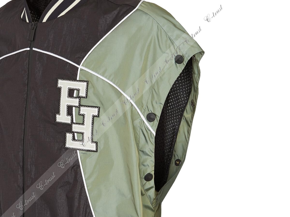 J786(48).. FENDI フェンディ スタジャン ブルゾン FF ロゴ イタリア製 FAA815 A53Q F1DS9 ★ BLACK × SAGE GREEN_画像7
