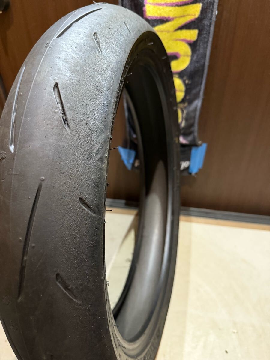 中古MCタイヤ 2022年製造 DUNLOP SPORTMAX α-13SP 110/70R17 ダンロップ スポーツマックス 110 70 17 3422 A3945_画像6