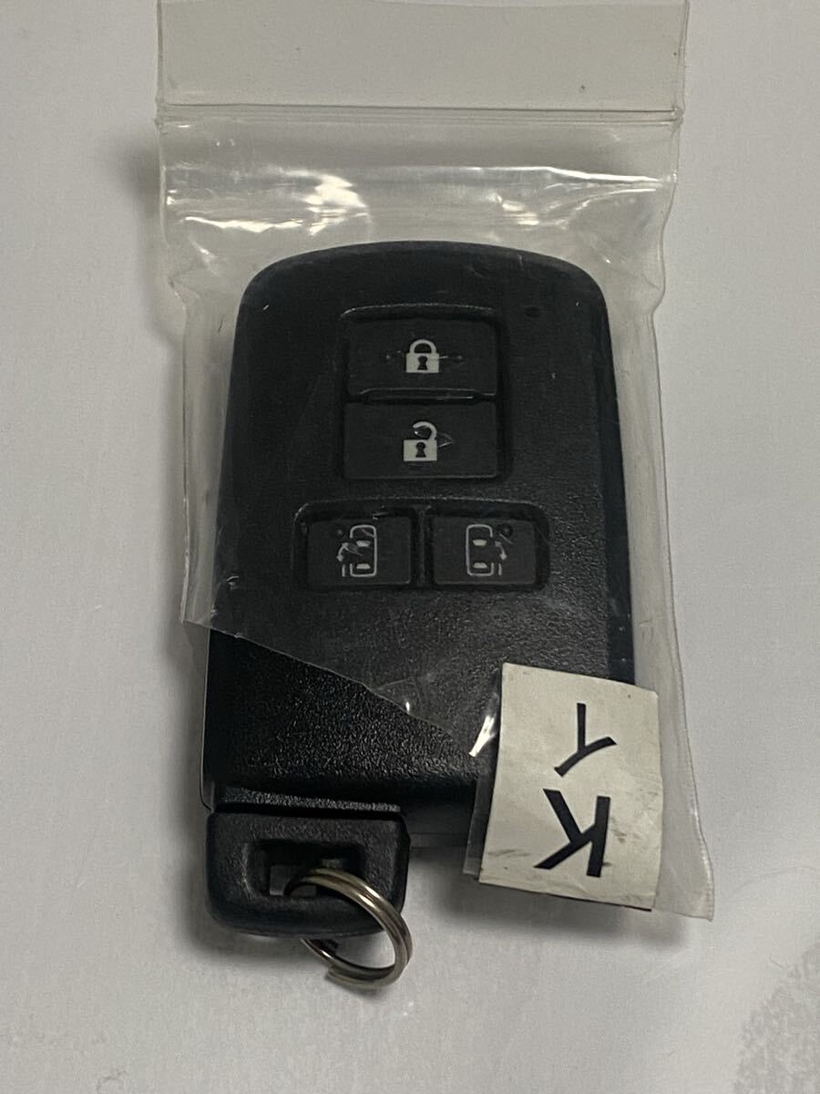 ヴォクシー　純正スマートキー アルファード アイシス エスティマ ヴェルファイア エクスファイア 等１２