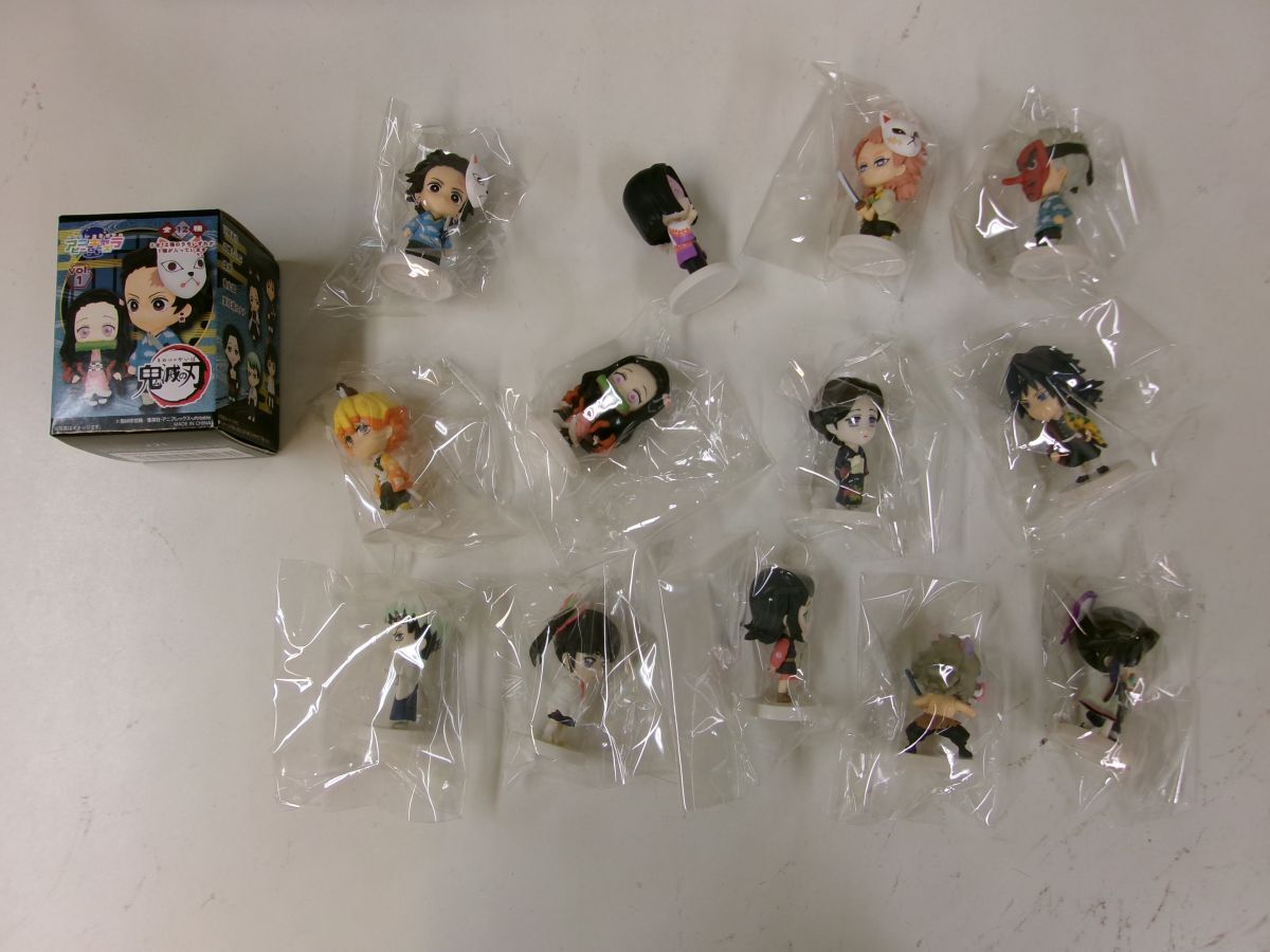 #s30【梱80】バンプレスト WCF 鬼滅の刃 栗花落カナヲ 神崎アオイ 他 フィギュア まとめ