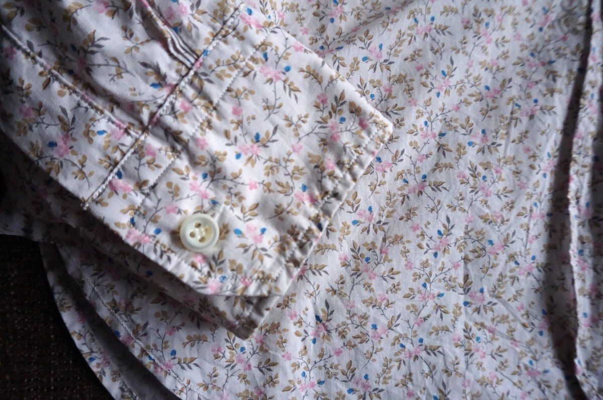 *24 год покупка × обычная цена 5.5 десять тысяч иен ×.. розовый . маленький цветочный принт * изысканный .... цветочный узор рубашка с длинным рукавом *45rpm 45R быстрое решение блуза 