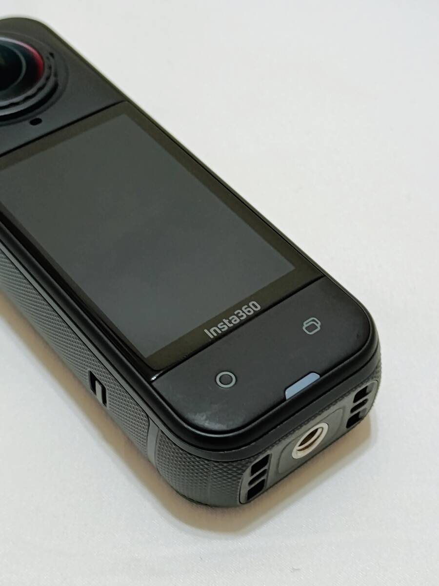 Insta360 X5 通常版 レンズに傷アリ