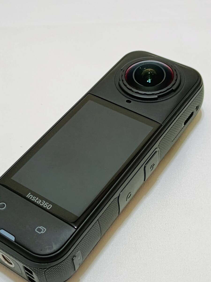 Insta360 X5 通常版 レンズに傷アリ